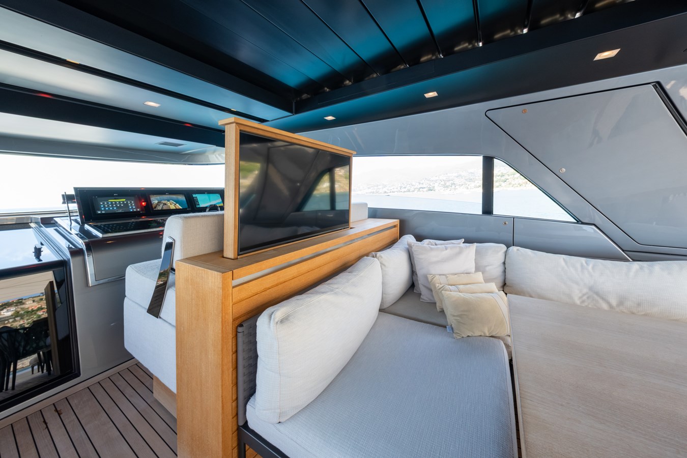 Sanlorenzo Yachts Motor Yacht JUNIOR For Sale