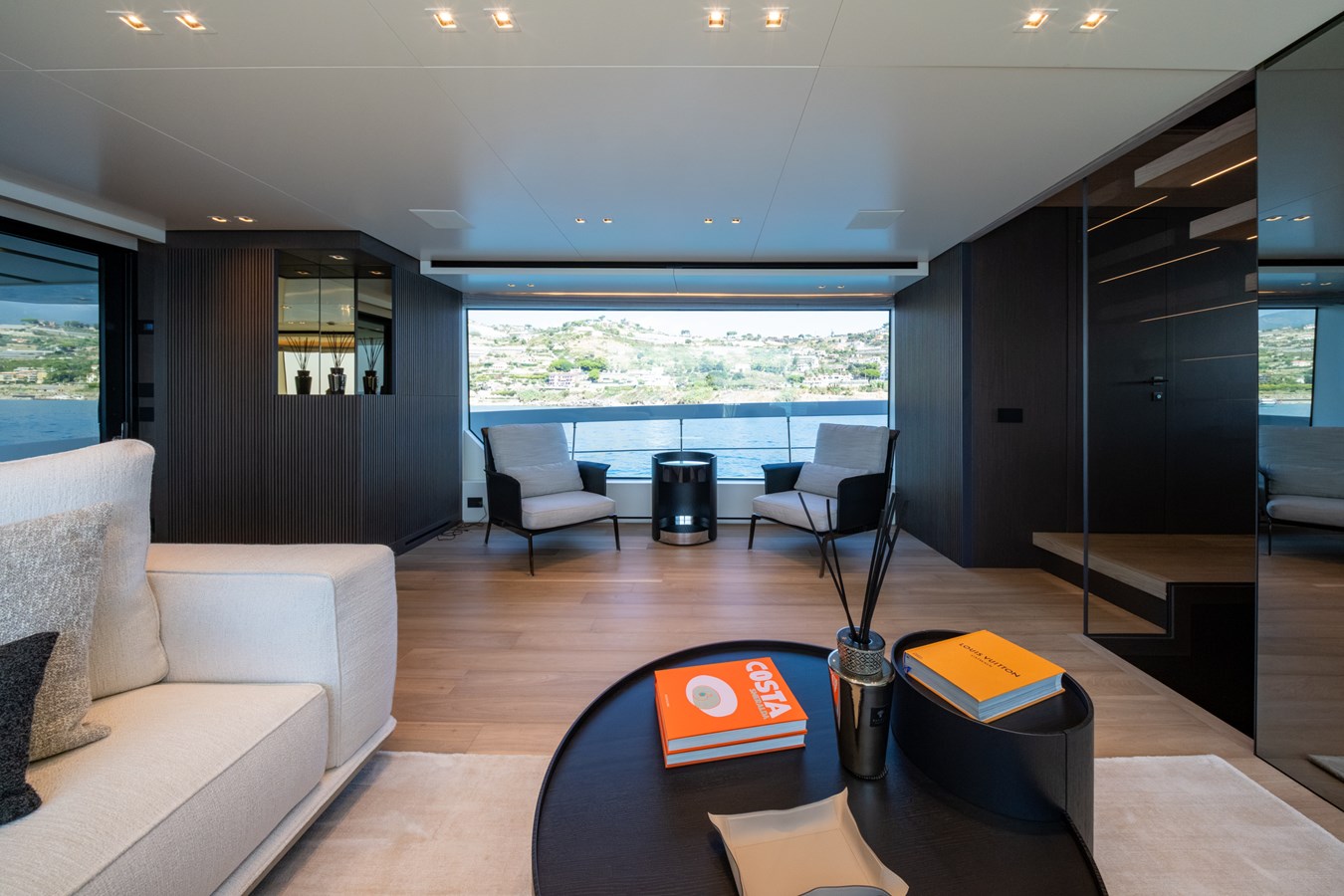 Sanlorenzo Yachts Motor Yacht JUNIOR For Sale