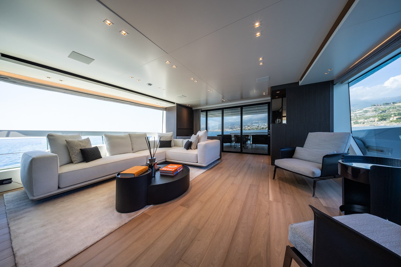 Sanlorenzo Yachts Motor Yacht JUNIOR For Sale