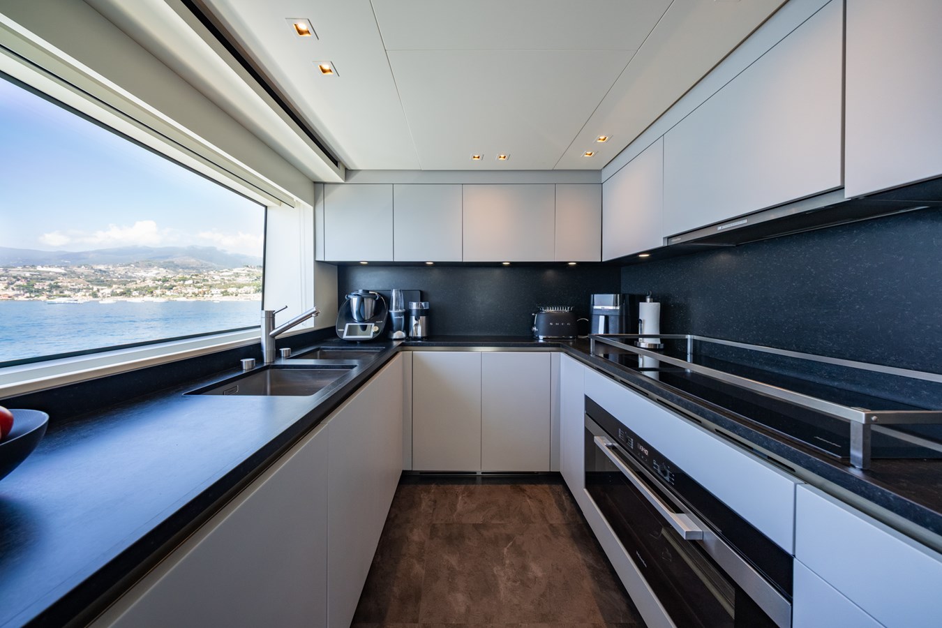 Sanlorenzo Yachts Motor Yacht JUNIOR For Sale