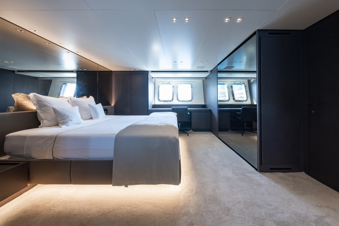 Sanlorenzo Yachts Motor Yacht JUNIOR For Sale