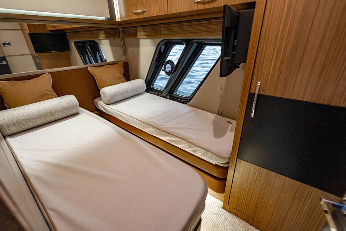 Sea Ray Cruiser Bella For Sale