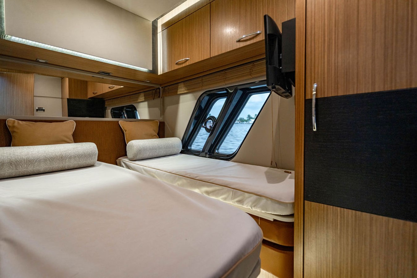 Sea Ray Cruiser Bella For Sale