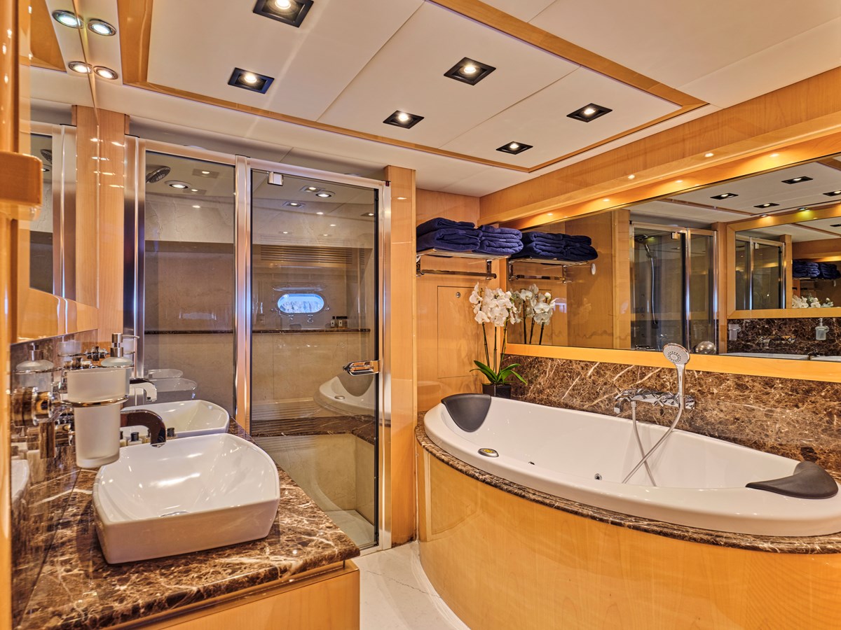 Sunseeker Motor Yacht Blade I For Sale