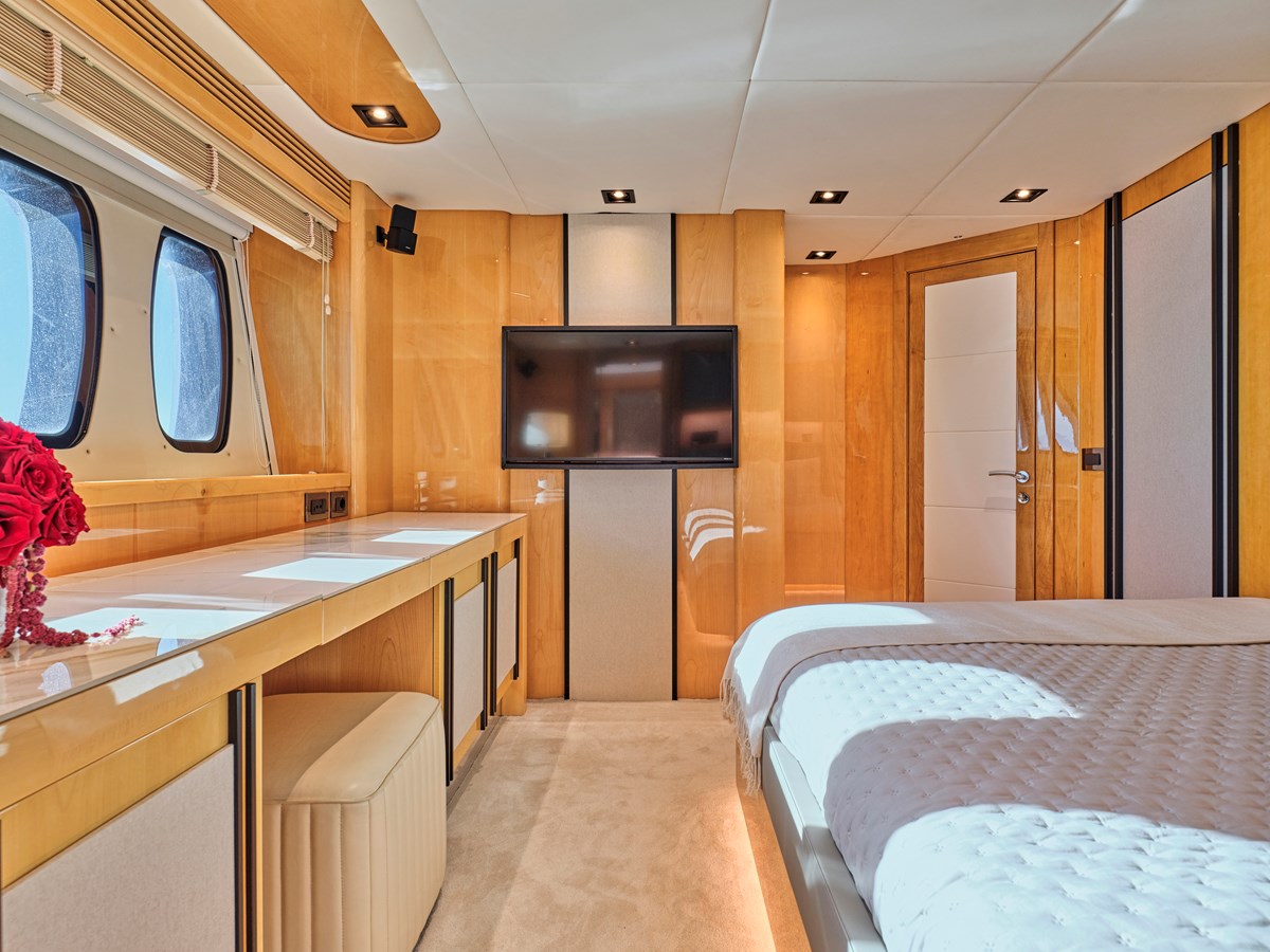 Sunseeker Motor Yacht Blade I For Sale