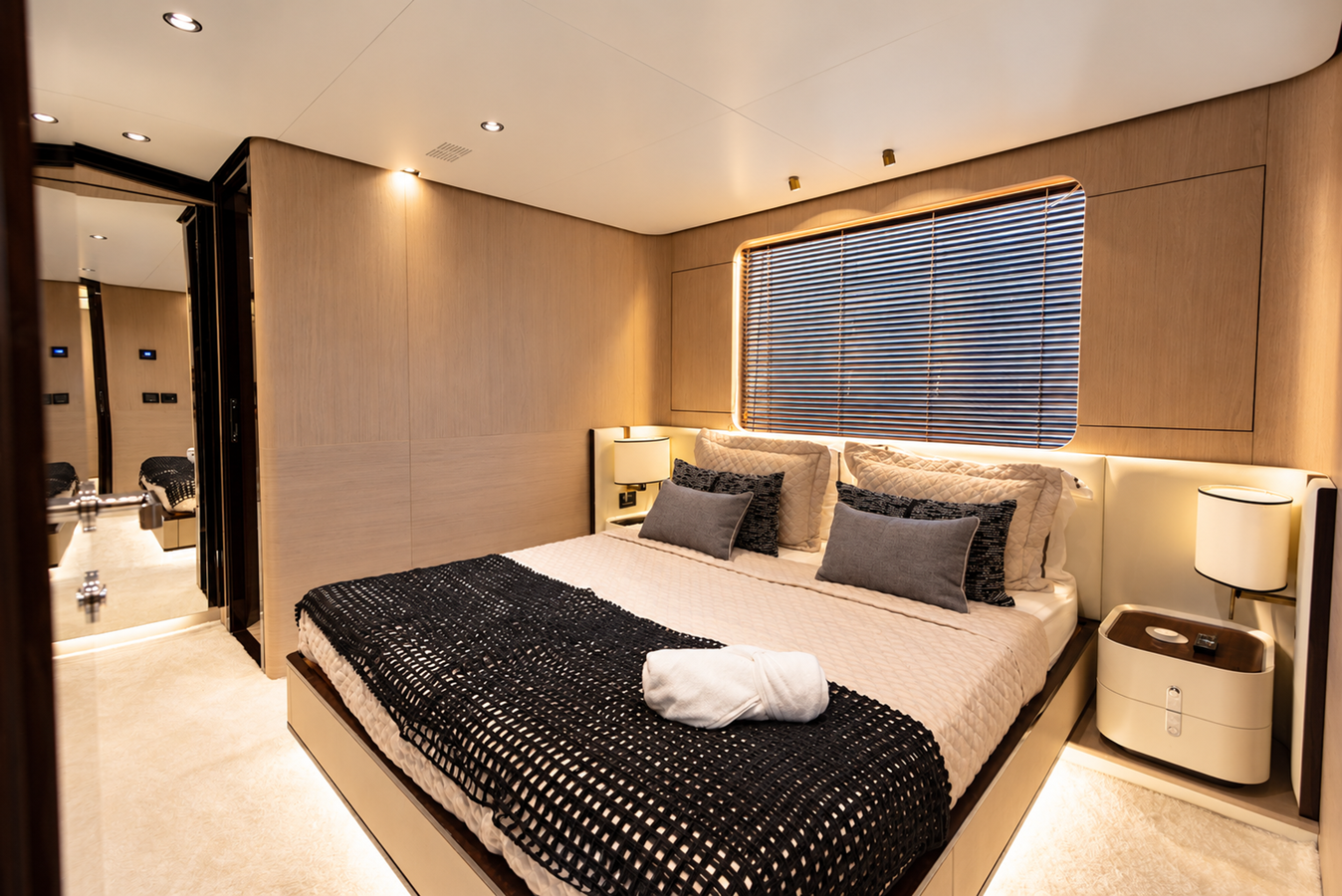 Azimut Yachts Motor Yacht ESCAPE For Sale