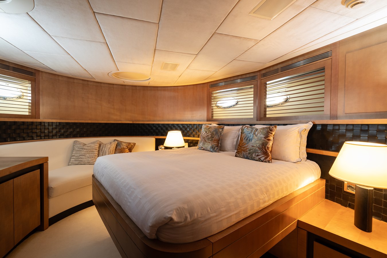 Pershing Motor Yacht SORAYA For Sale