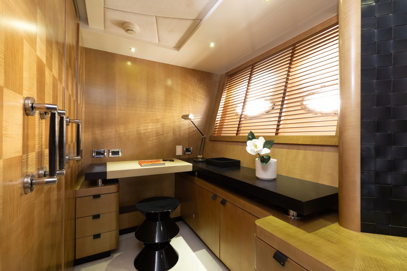 Pershing Motor Yacht SORAYA For Sale