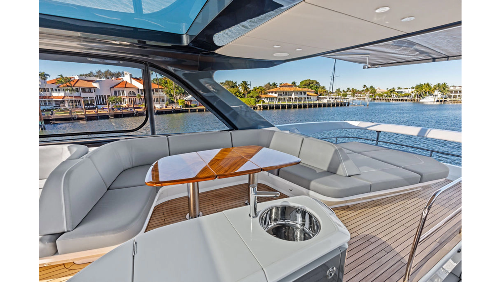 Princess Yachts Motor Yacht R&R For Sale