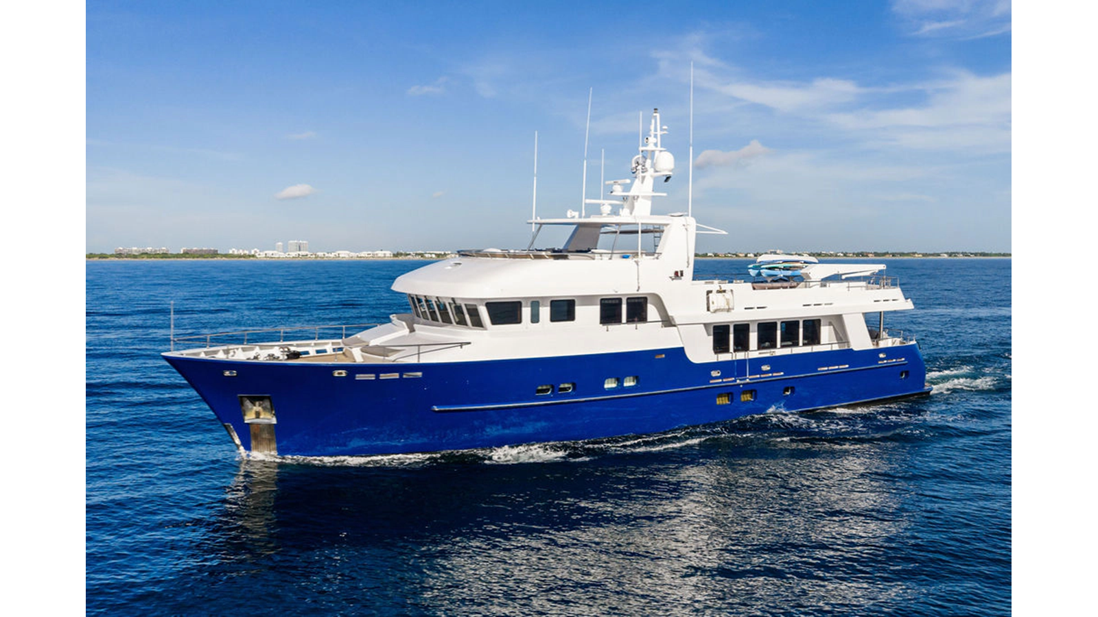 Overing Motor Yacht SAMSARA For Sale