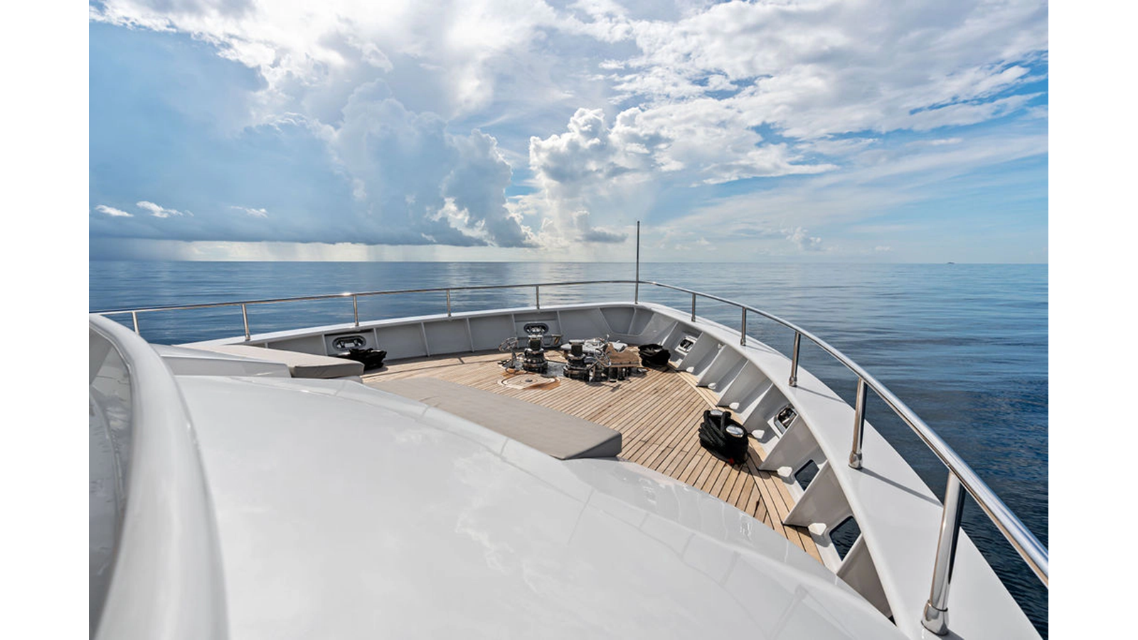 Overing Motor Yacht SAMSARA For Sale