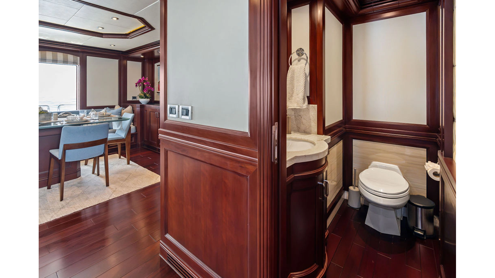 Overing Motor Yacht SAMSARA For Sale