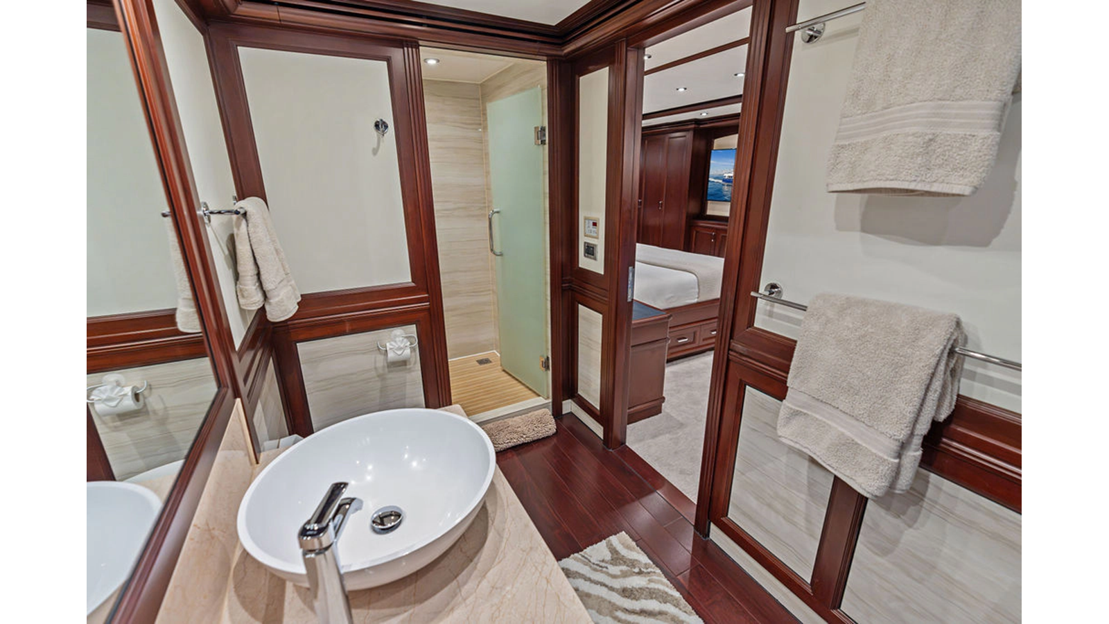 Overing Motor Yacht SAMSARA For Sale