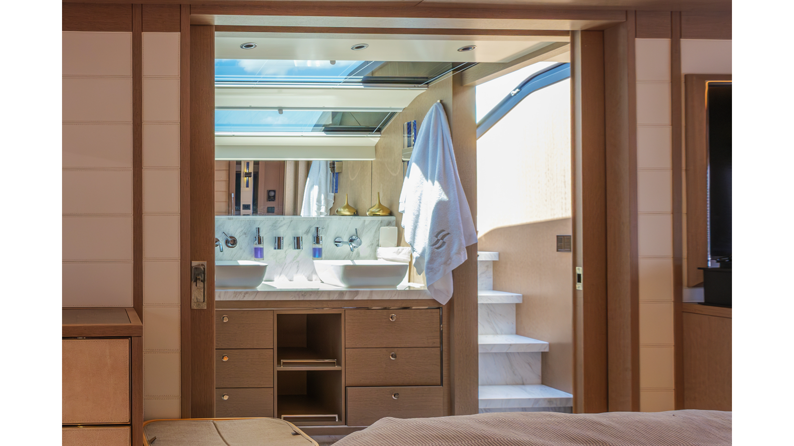 Sirena Yachts, Finland Motor Yacht HELIOPHILIA For Sale
