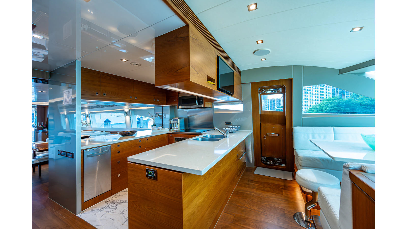 Horizon Yachts Motor Yacht SATORI For Sale