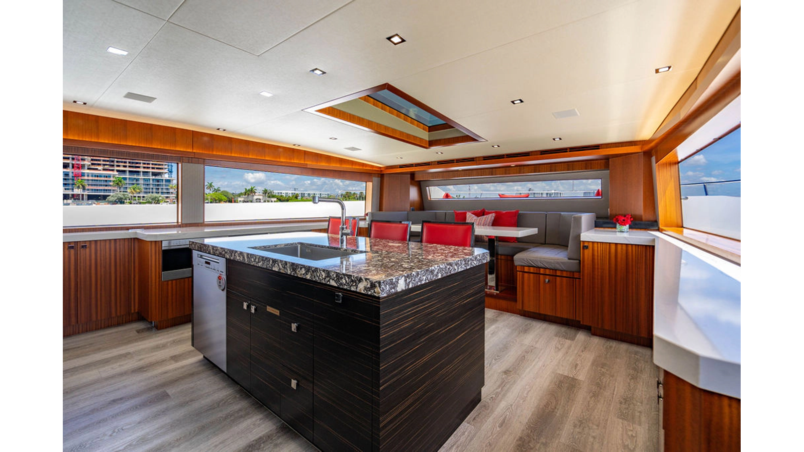 Hatteras Motor Yacht TRU LUV For Sale