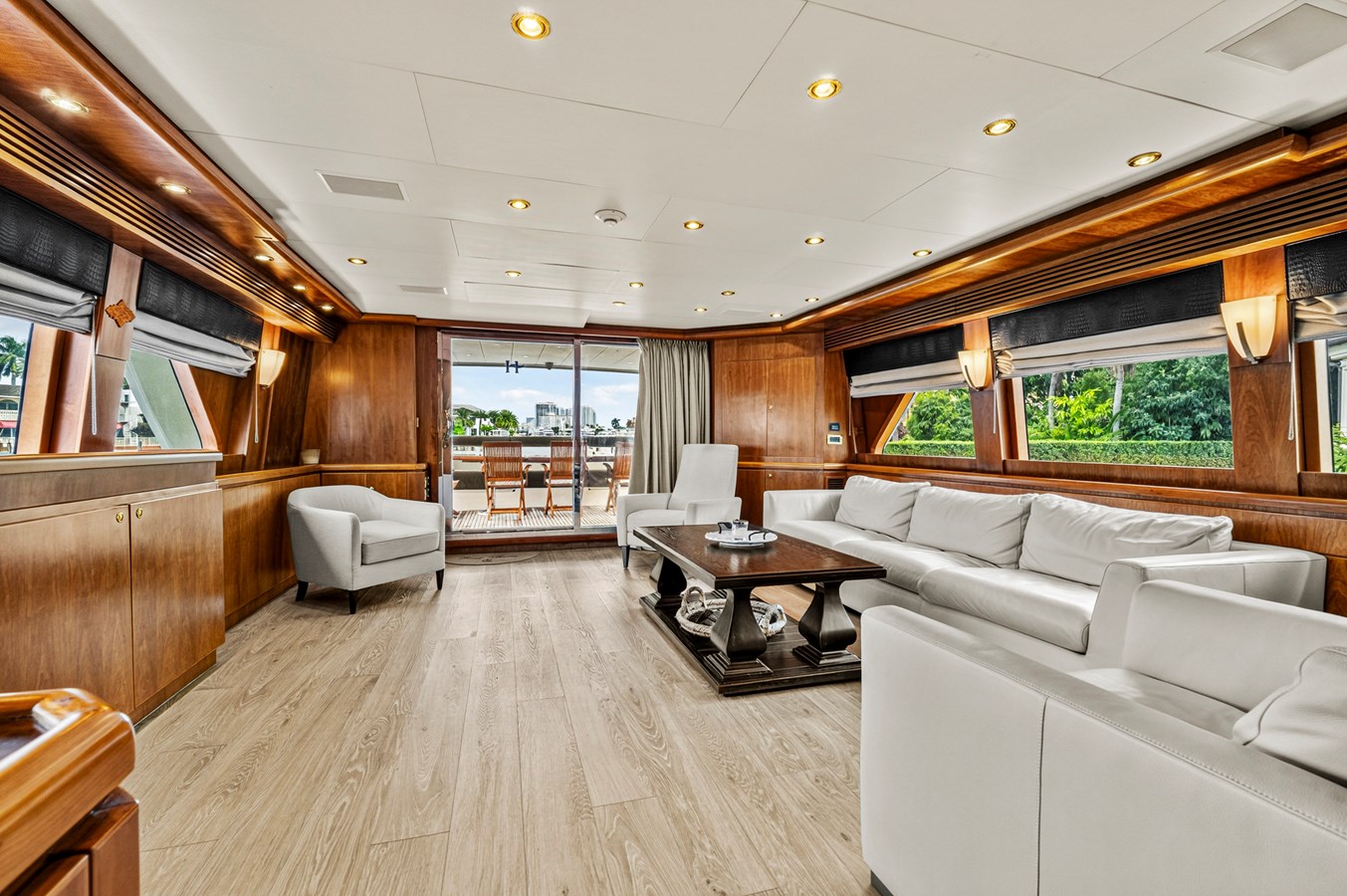 Hargrave Custom Yachts Motor Yacht ROXY MARIA For Sale