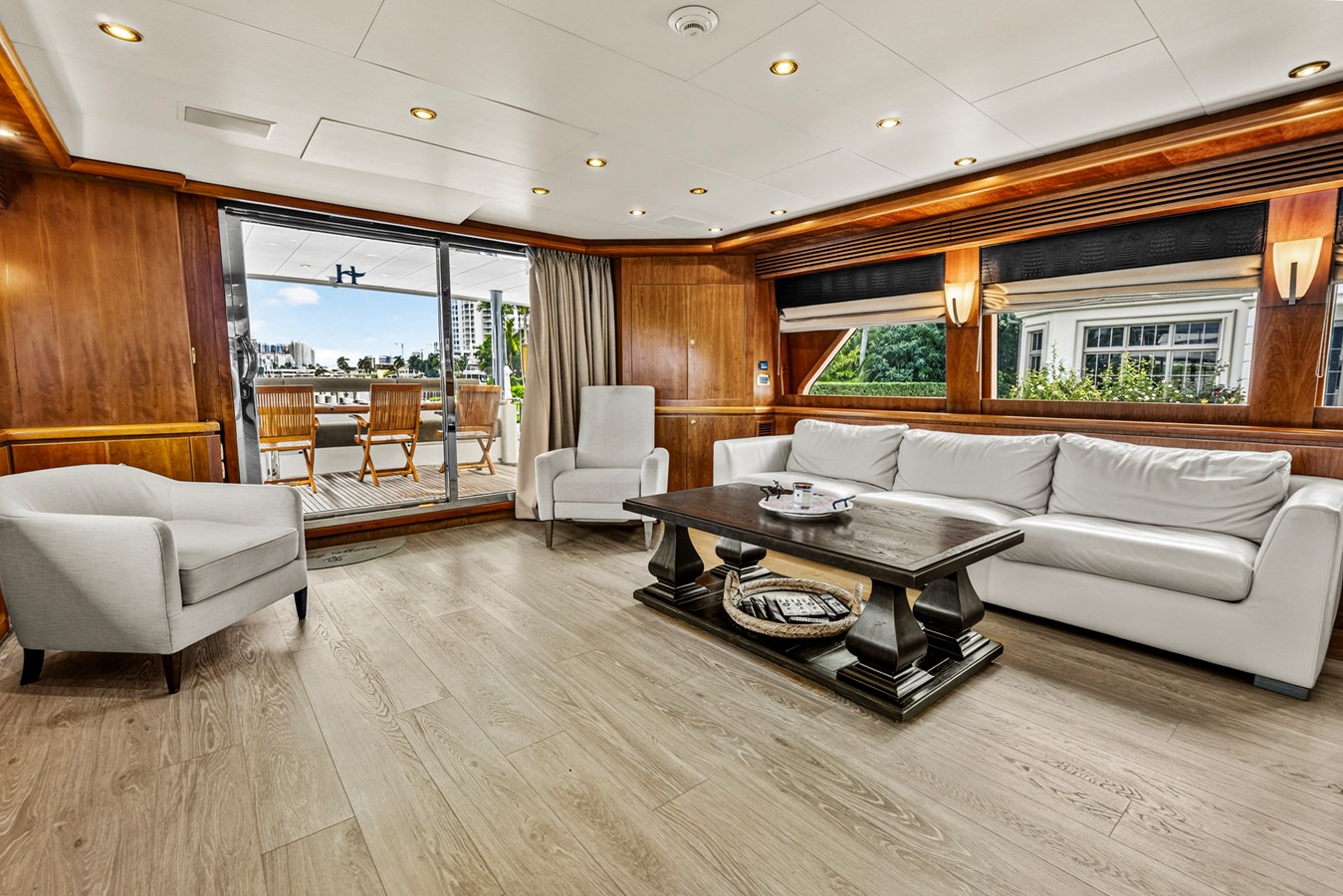 Hargrave Custom Yachts Motor Yacht ROXY MARIA For Sale