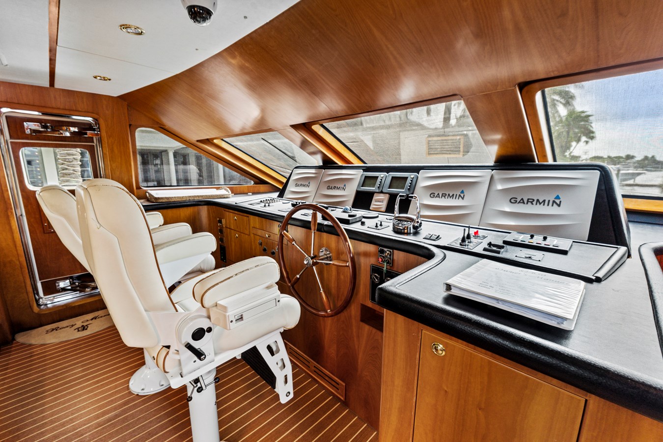 Hargrave Custom Yachts Motor Yacht ROXY MARIA For Sale