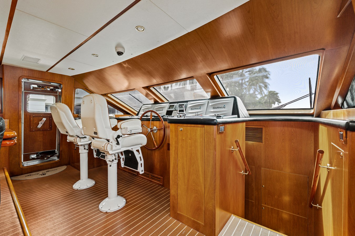 Hargrave Custom Yachts Motor Yacht ROXY MARIA For Sale