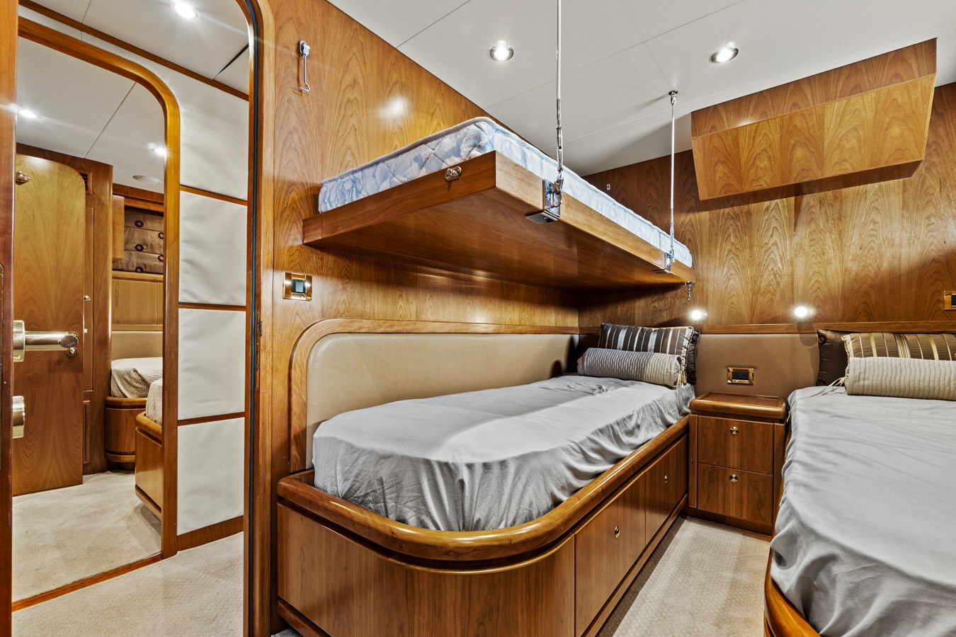 Hargrave Custom Yachts Motor Yacht ROXY MARIA For Sale