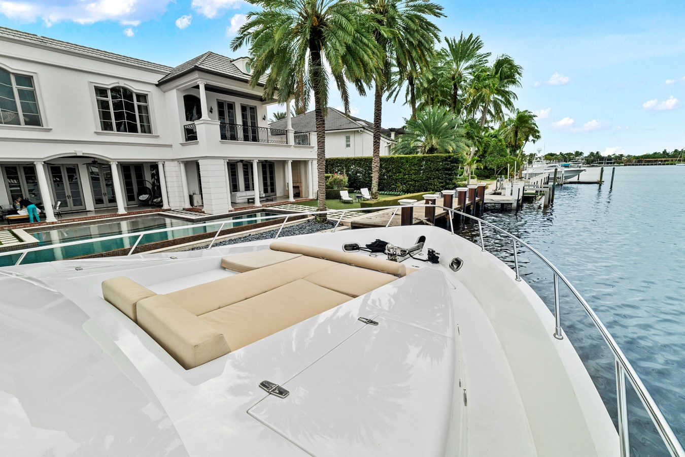 Hargrave Custom Yachts Motor Yacht ROXY MARIA For Sale
