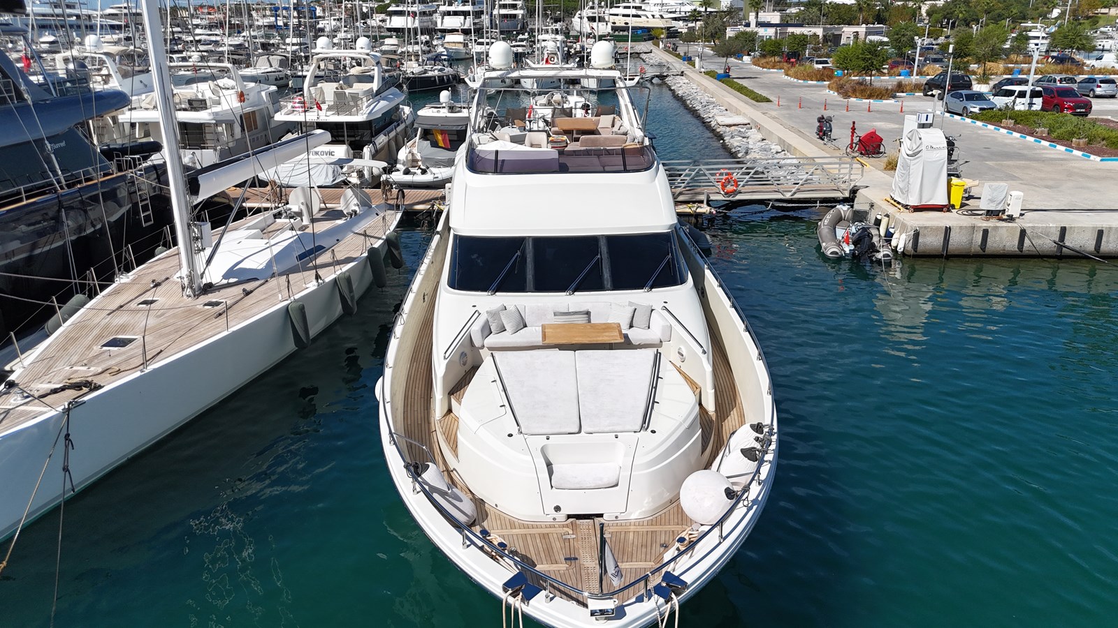 Dominator Motor Yacht Dominator For Sale