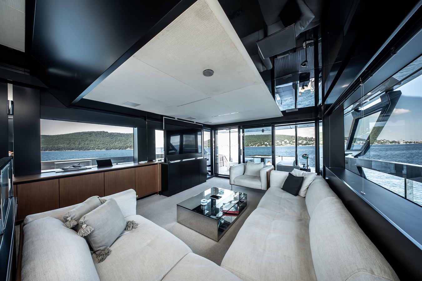 Cantieri Riva Spa Motor Yacht CREA For Sale