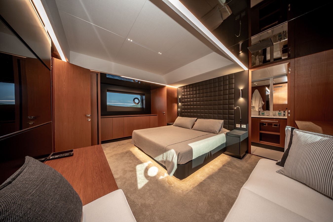 Cantieri Riva Spa Motor Yacht CREA For Sale