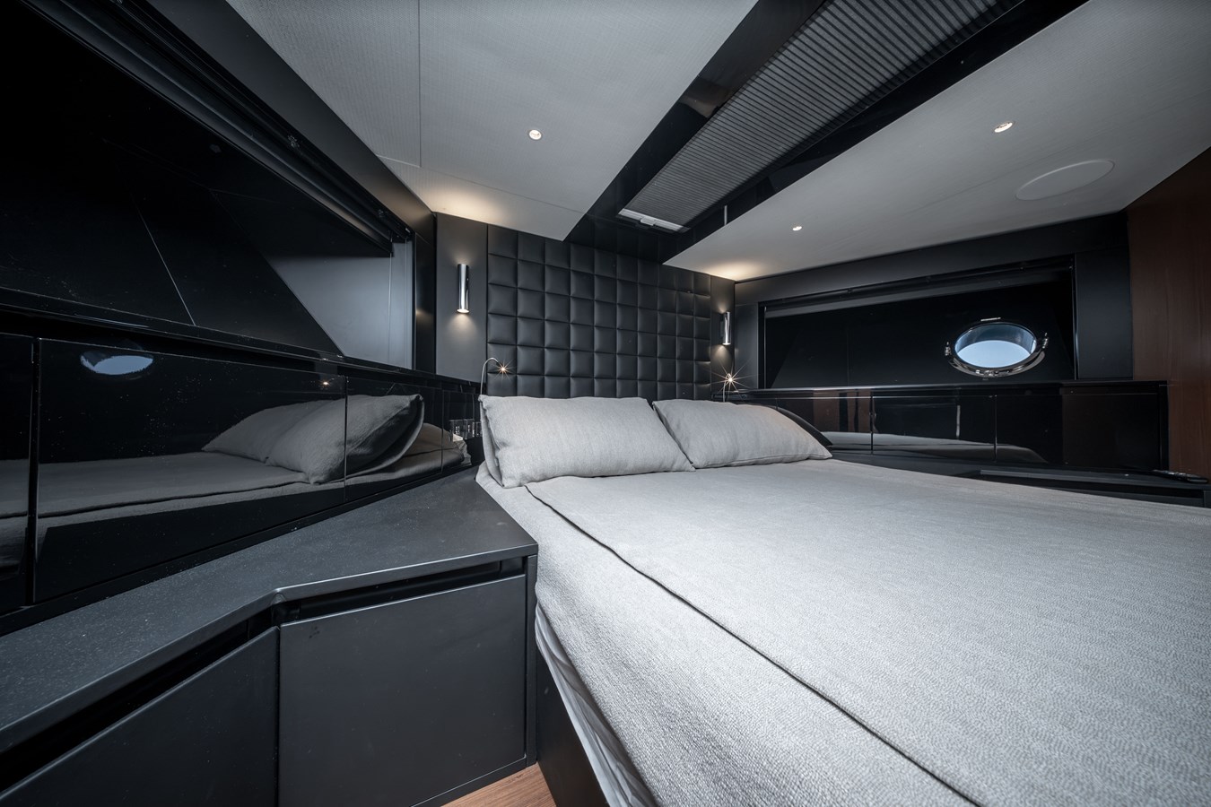 Cantieri Riva Spa Motor Yacht CREA For Sale