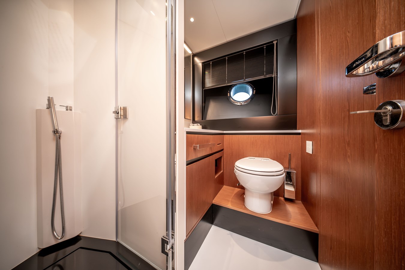 Cantieri Riva Spa Motor Yacht CREA For Sale